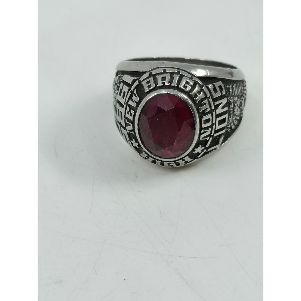 Vintage 1985 New Brighton Lions High School Class Ring Red Stone Size 10.5